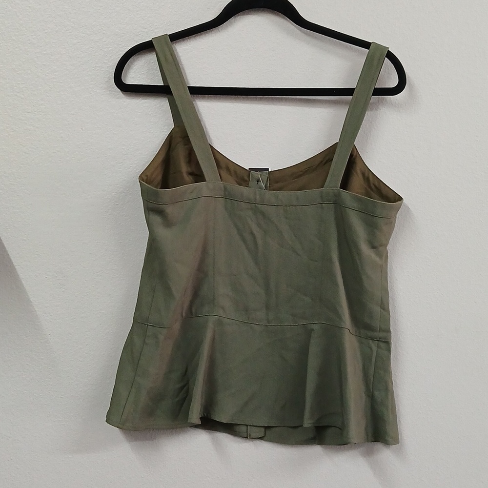 NWT Banana Republic Button Up Tank Flare Sleeveless Green Size 8 - Picture 8 of 8